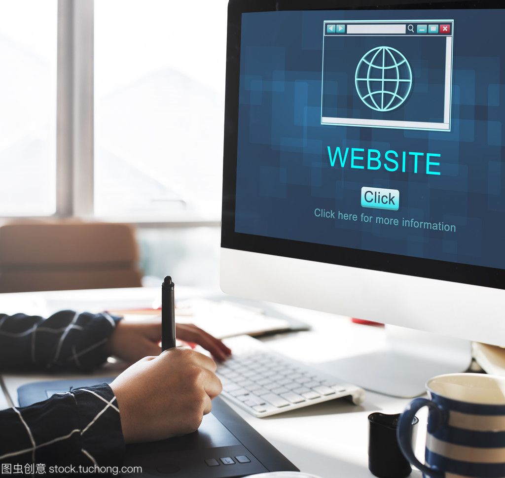 網(wǎng)頁設(shè)計師與計算機工程師 構(gòu)建數(shù)字世界的藝術(shù)與科學